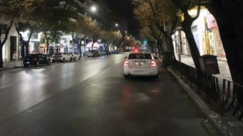 Κορωνοπάρτι στο κέντρο της Θεσσαλονίκης: Κοπέλες πήδηξαν από μπαλκόνι 4ου ορόφου