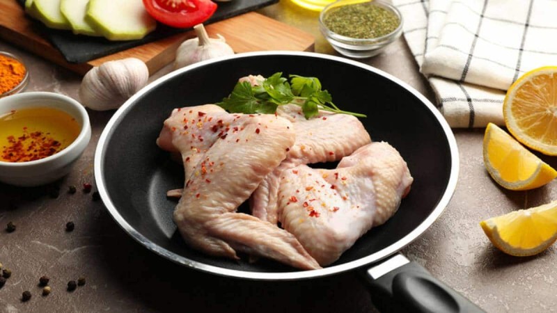 Κοτόπουλο: Ποια τα τραγικά λάθη που βάζουν σε κίνδυνο την υγεία