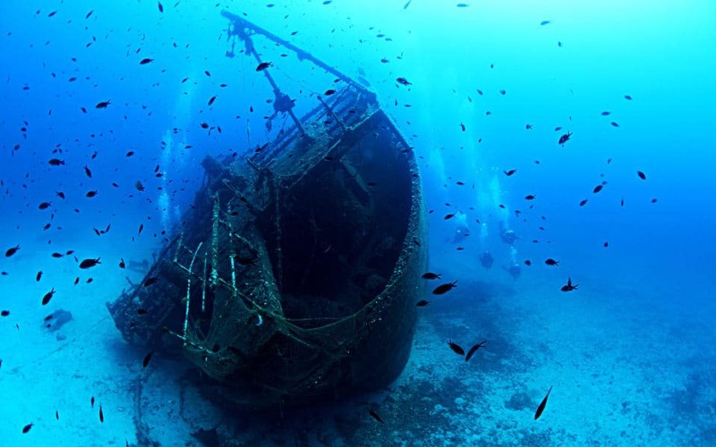 Σε νησάκι της Αττικής, 30 χρόνια μετά τον Τιτανικό