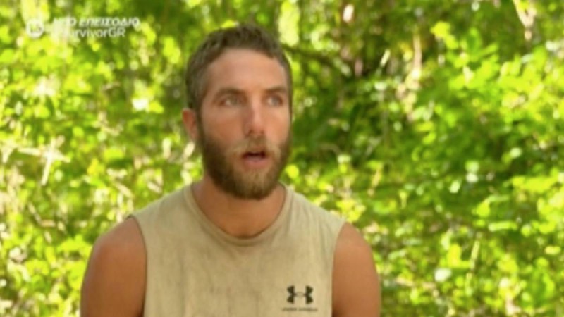 Survivor 4: «Άδειασε» τον Κώστα ο «Κόρο» - Τον «κάρφωσε» για όλες τις υπόγειες κινήσεις του