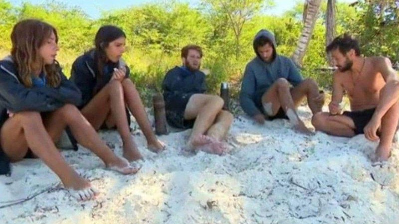 «Survivor» spoiler: Διέρρευσαν πλάνα! Ο Πάνος Καλλίδης ζητάει από τους συμπαίκτες να συγχωρέσουν Άλεξ και Κρις