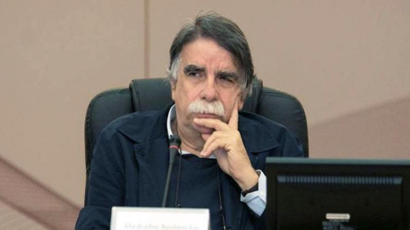 Κορωνοϊός: «Κόλαφος» ο Βατόπουλος: «Κλείσιμο σχολείων, lockdown και νέα απαγόρευση κυκλοφορίας»