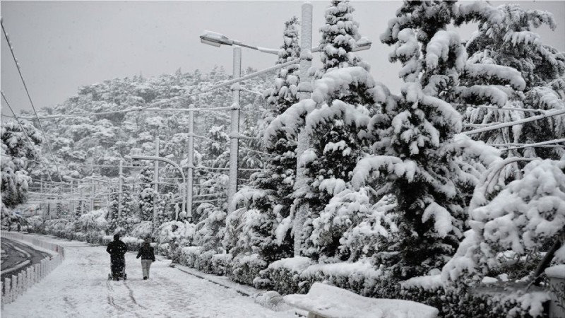 Μαγευτική εικόνα με τα χιόνια στην Αθήνα
