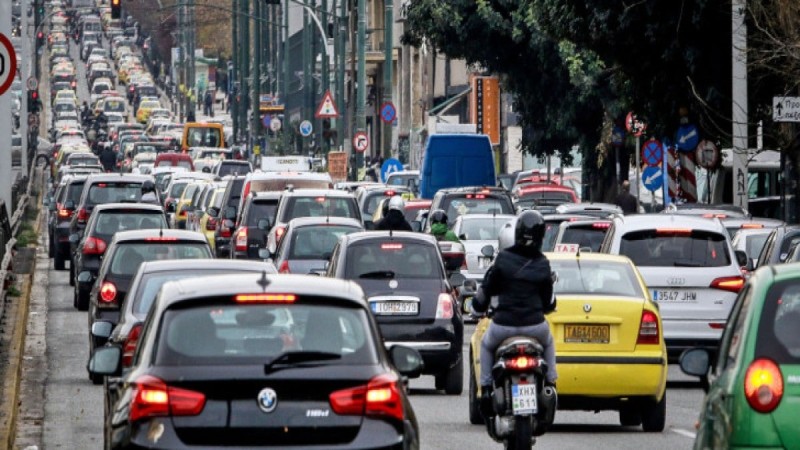 Οδήγηση δίκυκλου έως 125 κυβικά με... δίπλωμα αυτοκινήτου