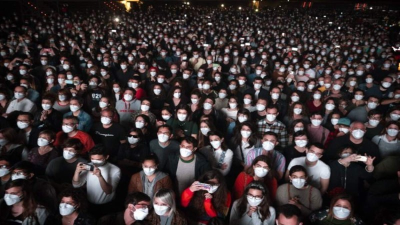 Ισπανία: 5.000 θεατές σε ροκ συναυλία - Με μάσκες, αρνητικό τεστ κορωνοϊού και χωρίς αποστάσεις (Video)
