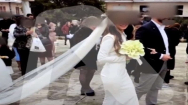 Θρήνος στην Μαλεσίνα: Ένας γάμος και 14 κηδείες λόγω κορωνοϊού - Αποκαλύψεις από τη μητέρα της νύφης