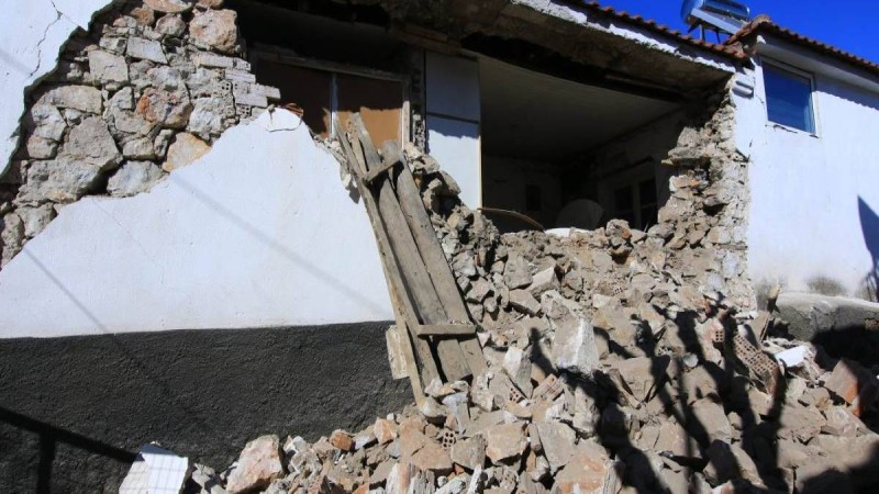 Σεισμός στην Ελασσόνα: Χέρι βοηθείας από την κυβέρνηση - Ποια είναι τα έκτακτα μέτρα για τους σεισμόπληκτους