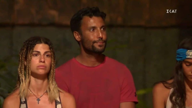 Survivor 4: «Βόμβες» από Ταβλαδάκη - «Έβλεπα τον Τζέιμς πίσω από το δέντρο να κρυφακούει»