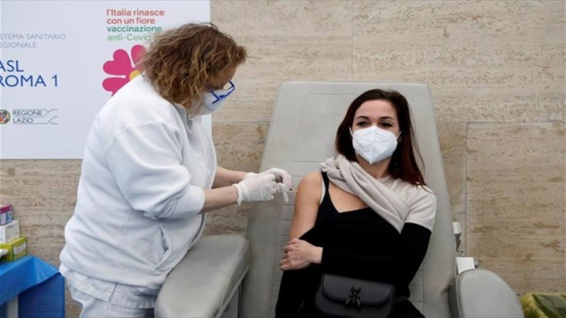 Ιταλία: Πιστοποιητικό για ελεύθερη κυκλοφορία των εμβολιασμένων ετοιμάζει ο Ντράγκι