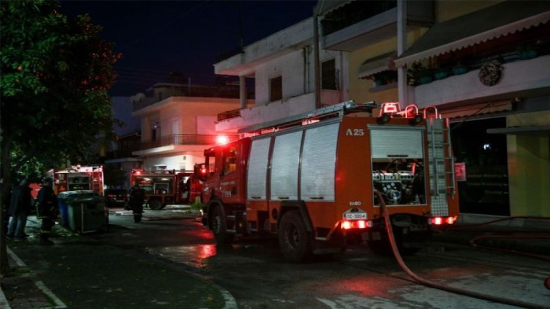 Νέα Ερυθραία: Οικογενειακή τραγωδία - Είδαν το γιο τους να καίγεται! (Video)