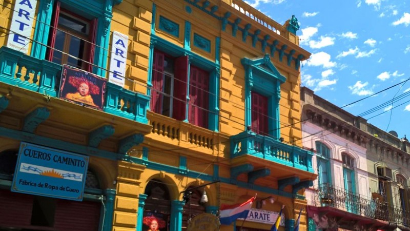 Η φωτογραφία της ημέρας: Ιστορική συνοικία Λα Μπόκα, Μπουένος Άιρες, στις γειτονιές του τανγκό!