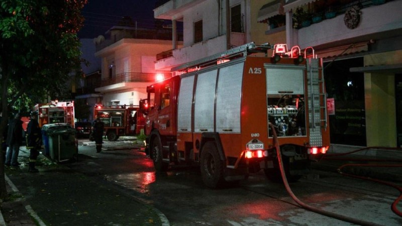 Οικογενειακή τραγωδία στη Νέα Ερυθραία: Διασωληνωμένη στο νοσοκομείο η μητέρα (Video)