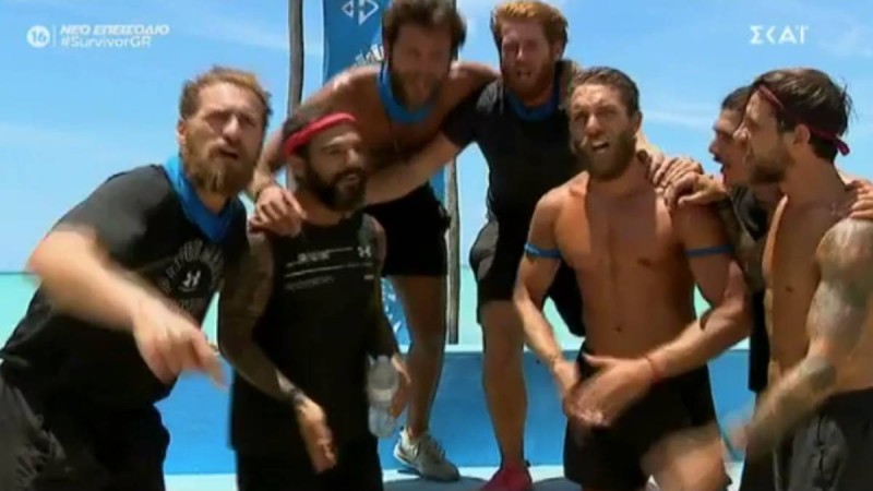 Survivor 4: Νίκη... οικογενειακή για τους «Μπλε» - Πήραν το αγώνισμα και το αφιέρωσαν στο γιο του Τριαντάφυλλου