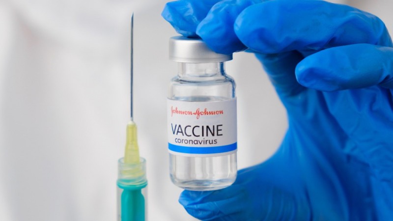 Johnson&Johnson: Η Βρετανία ενέκρινε το εμβόλιο της