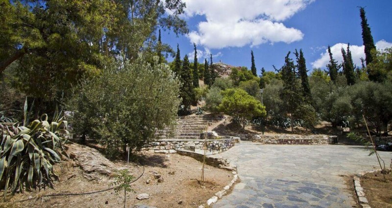 Ετοιμάζεται η ανάπλάση στο Λόφο Στρέφη