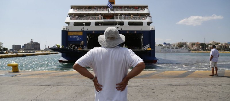 Πλακιωτάκης: Σε ισχύ από αύριο η ψηφιακή δήλωση υγείας - Τα μέτρα για τις μετακινήσεις με πλοία