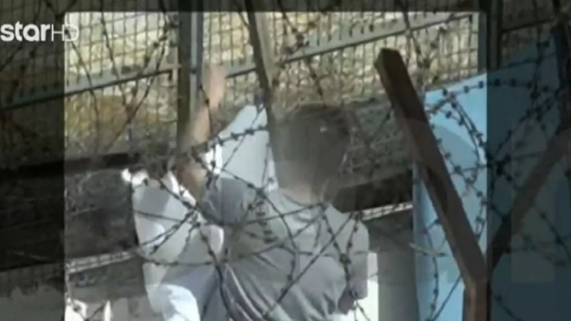 Φωτογραφίες-ντοκουμέντο με τον Μπάμπη Αναγνωστόπουλο μέσα από τις φυλακές Κορυδαλλού