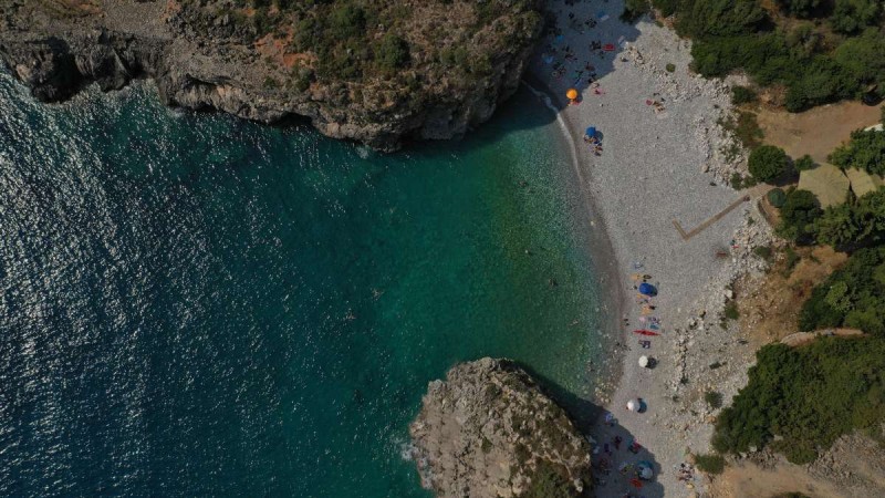 1+1: Υπέροχες παραλίες στην Μεσσηνία για να κάνετε την απόδρασή σας - Η μια άγνωστη και η άλλη διάσημη!