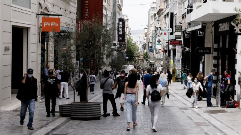 Αγίου Πνεύματος: Ποια καταστήματα παραμένουν σε λειτουργία  –  Το ωράριο