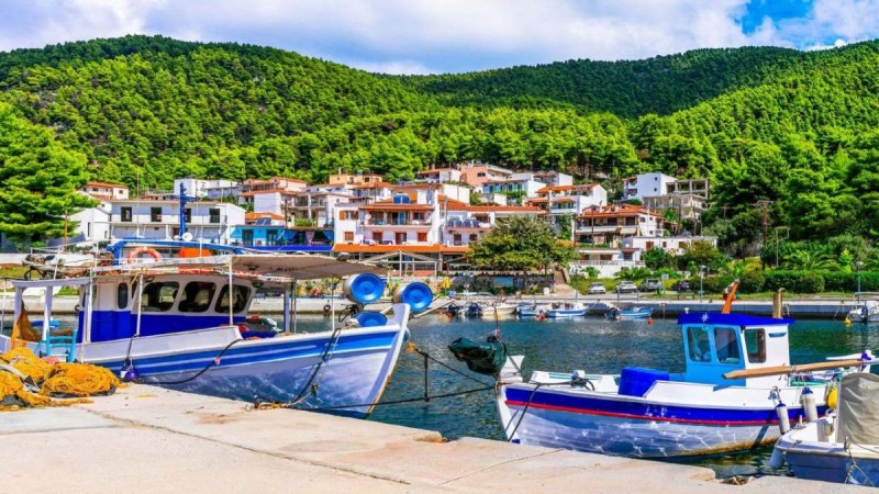 Βρήκαμε που να πας για island hopping στις υπέροχες Σποράδες