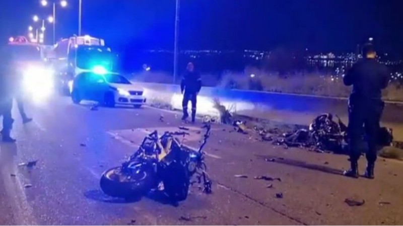 Νεκρός οδηγός μοτοσικλέτας  που οδηγούσε στο αντίθετο ρεύμα