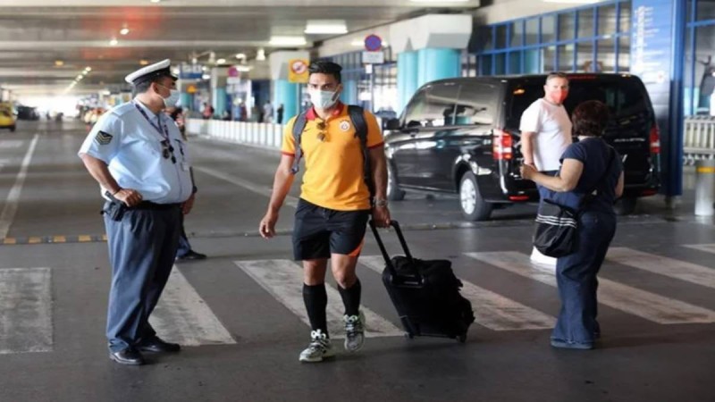 Τι έγινε με τα rapid test και αρνήθηκε την είσοδο στη χώρα στην ομάδα της Γαλατασαράι