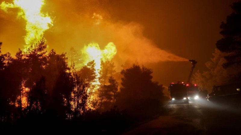 Φωτιά στην Κεφαλονιά: Έγιναν στάχτη 6.000 στρέμματα - Εικόνα από δορυφόρο