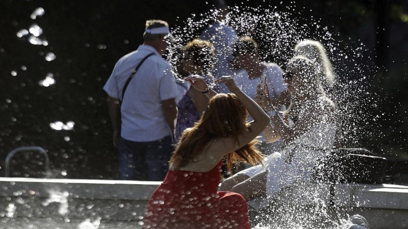 Προσοχή! Έκτακτο δελτίο καιρού: Καύσωνας διαρκείας με 43άρια