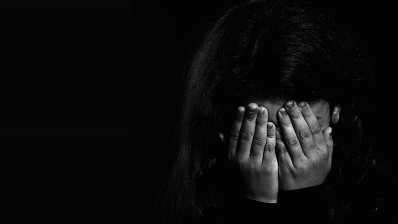 Θεσσαλονίκη: Φρίκη για 15χρονη - Καταγγέλλει ότι την κακοποιούσε σ@ξου@λικά η μητέρα της και ο εραστής της και ότι έπεσε θύμα βιασμού από 17χρονο