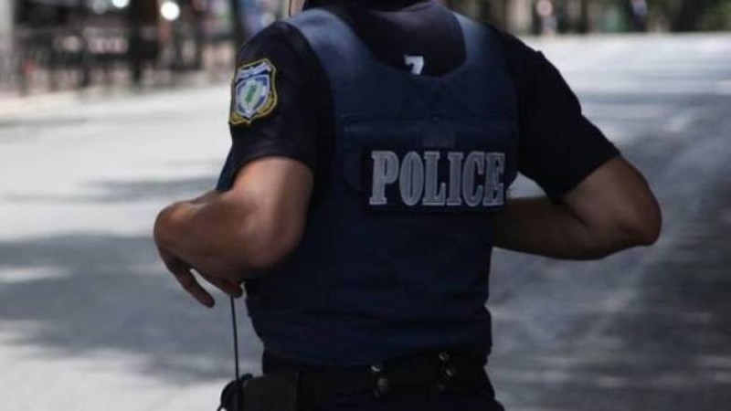 Σάλος στη Γορτυνία: Αστυνομικός ζήτησε πολιτικό μέσο για να στείλει πυροσβεστικό!