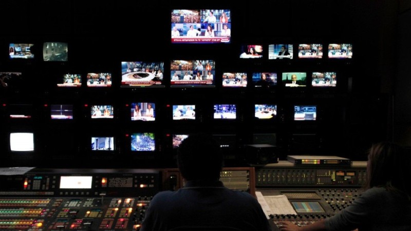 Τρόμος για παρουσιαστή της ελληνικής τηλεόρασης - Παρ’ ολίγον ατύχημα (ΦΩΤΟ)