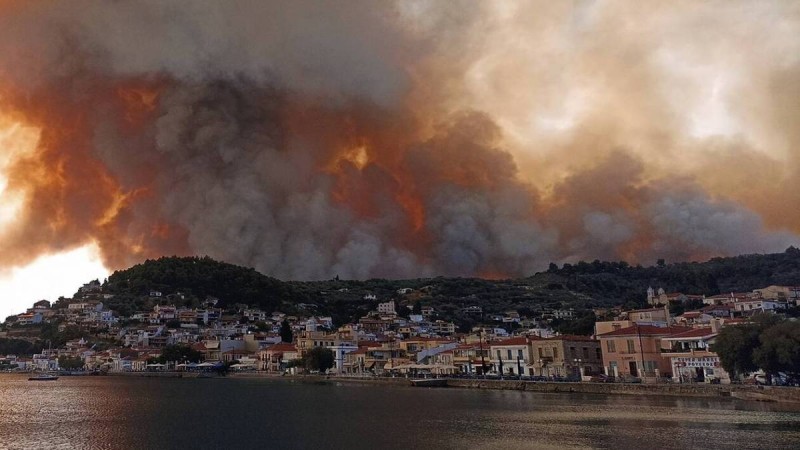 Φωτιά στην Εύβοια