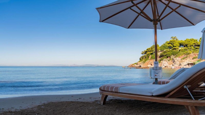 Σοκ σε παραλία της Κρήτης – Νεκρή σε ξαπλώστρα 53χρονη τουρίστρια