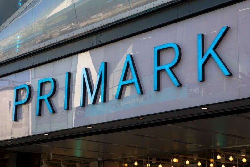 Τα αγγλικά Jumbo και τα Primark κάνουν «απόβαση» στην Ελλάδα 