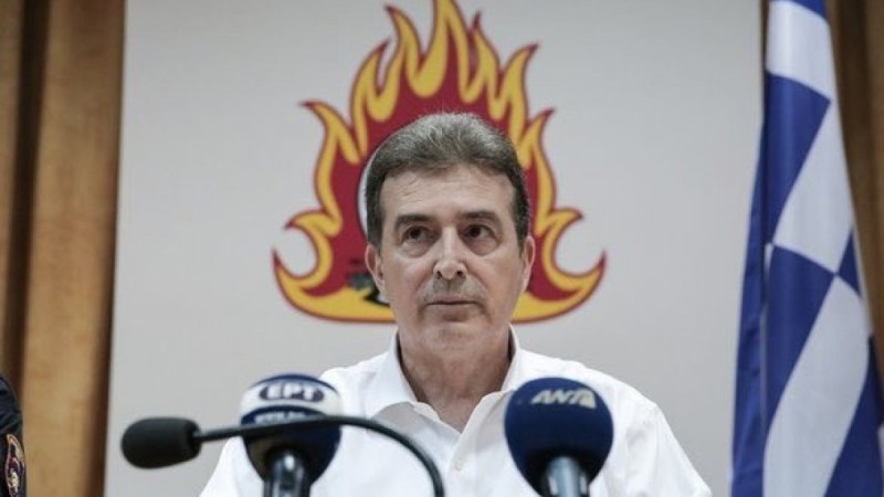 Μιχάλης Χρυσοχοΐδης: «Ήμουν με την μάνικα στο χέρι - Πυροσβέστης και επιτελικός»