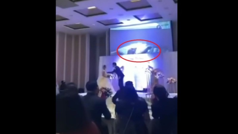 Γαμπρός τίναξε τον γάμο στον αέρα! Το απαγορευμένο βίντεο της νύφης που έπαιξε στα video wall (Video)
