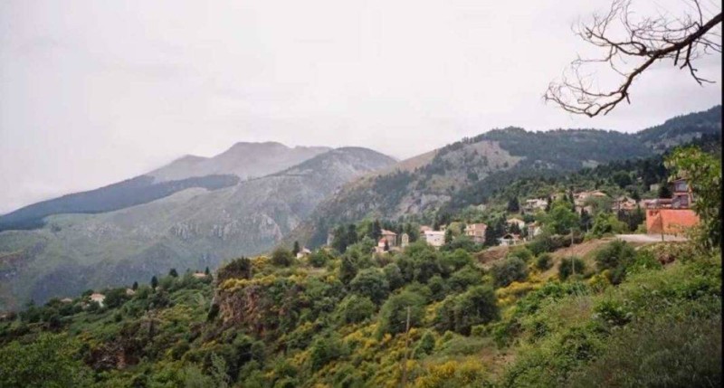 4 ονειρεμένα χωριά σε απόσταση αναπνοής από την Αθήνα για φθινοπωρινές εκδρομές!