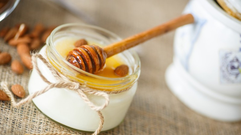 Γιαούρτι με μέλι και σώθηκες: Η ατρόμητη δίαιτα που θα σας διώξει 7 κιλά σε 10 μέρες