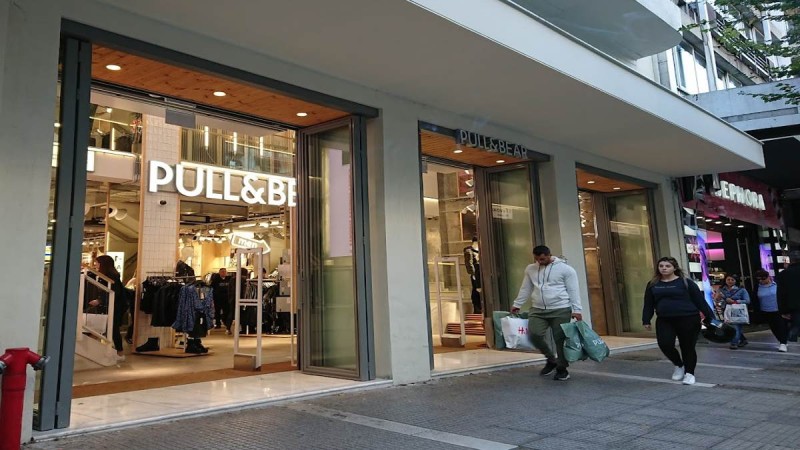 Pull and Bear: Girly φούτερ για όλες τις ώρες - Σε απίστευτη τιμή!