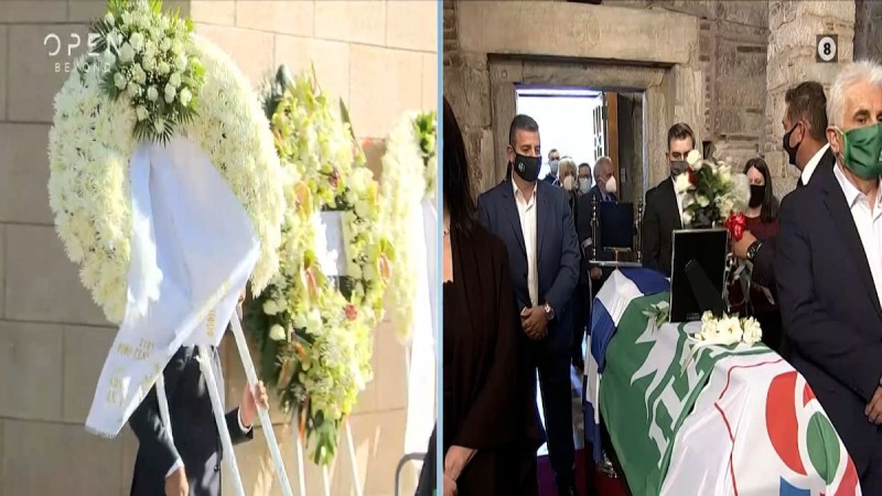 Κηδεία Φώφης Γεννηματά: Ράκος η αδερφή της - Ζήτησε να μείνει μόνη μέσα στη Μητρόπολη (Video)