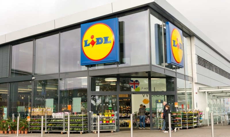 Απίστευτη απόφαση από τα Lidl: Δίνουν 'μυθικούς' μισθούς για να βρουν υπαλλήλους