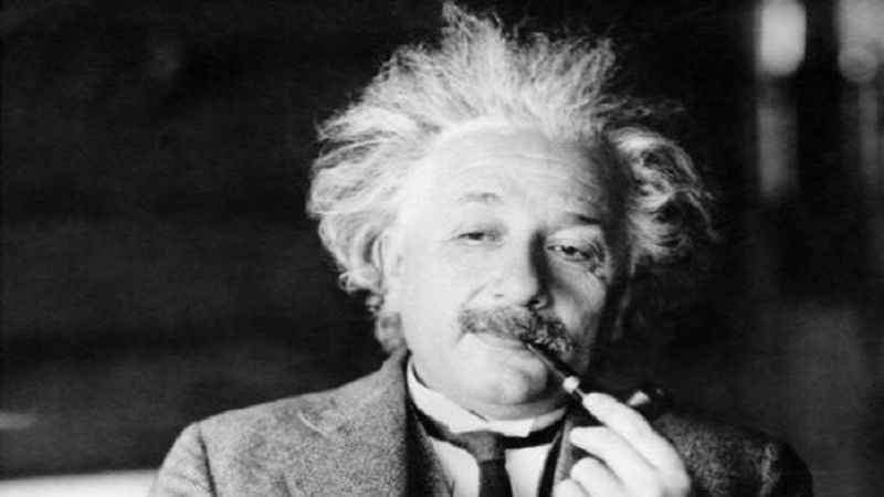 Το χειρόγραφο του Αϊνστάιν, στο οποίο προετοίμαζε τη γενική του θεωρία της σχετικότητας, πουλήθηκε σε τιμή ρεκόρ