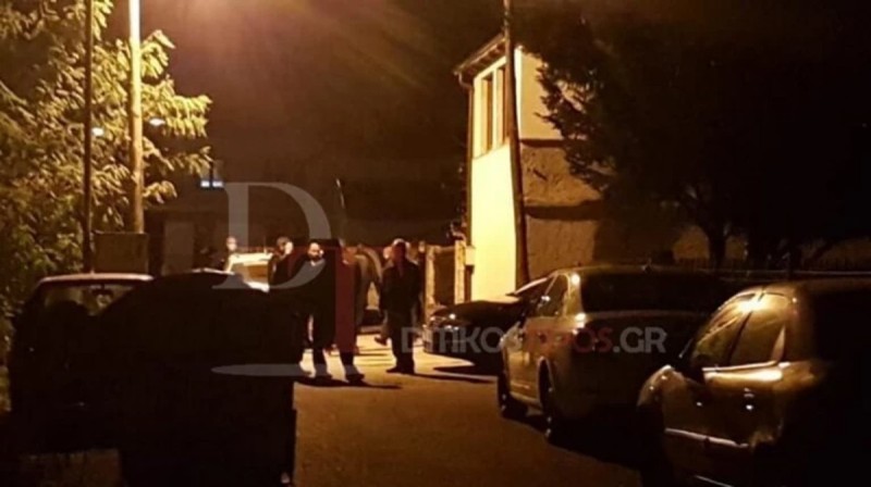 Θρίλερ στην Καστοριά: Νεκρή γυναίκα στην αυλή του σπιτιού της – Ήταν τυλιγμένη με σύρμα και έφερε χτυπήματα