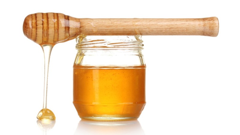 Αυτό θα συμβεί στο σώμα σας αν τρώτε μια κουταλιά μέλι κάθε μέρα