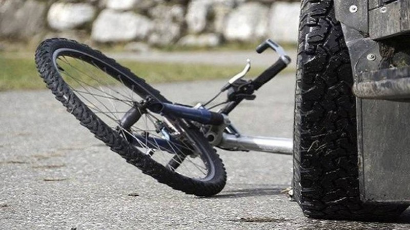 Ηλεία: Τραγωδία με ποδηλάτη που παρασύρθηκε από φορτηγο και βρέθηκε νεκρός 1,5 χλμ μακριά από το σημείο