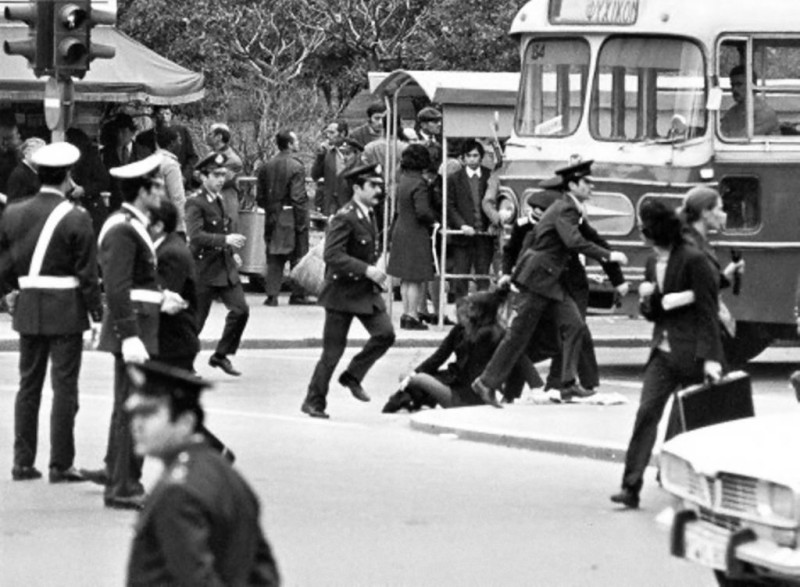 Πολυτεχνείο: Πού στόχευαν οι Αμερικανοί όταν υποστήριξαν τη Χούντα στην Ελλάδα