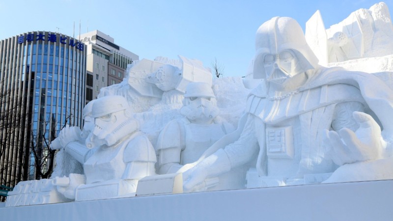 Φαντασμαγορικές εικόνες: Γλυπτά φτιαγμένα αποκλειστικά από χιόνι