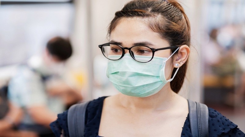 Κορωνοϊός: Ιαπωνικό θαύμα; Επιστήμονες ανέπτυξαν μάσκα που μπορεί να ανιχνεύσει τον ιό κάτω από το φως!