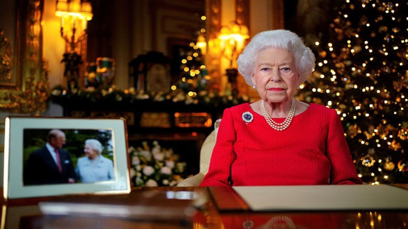 Το ασυνήθιστα τρυφερό χριστουγεννιάτικο μήνυμα της βασίλισσας Ελισάβετ στον Φίλιππο: 