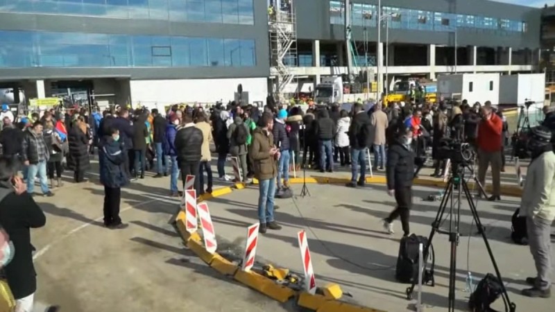 Έφτασε στο Βελιγράδι ο Νόβακ Τζόκοβιτς - Θερμή υποδοχή από δεκάδες πολίτες